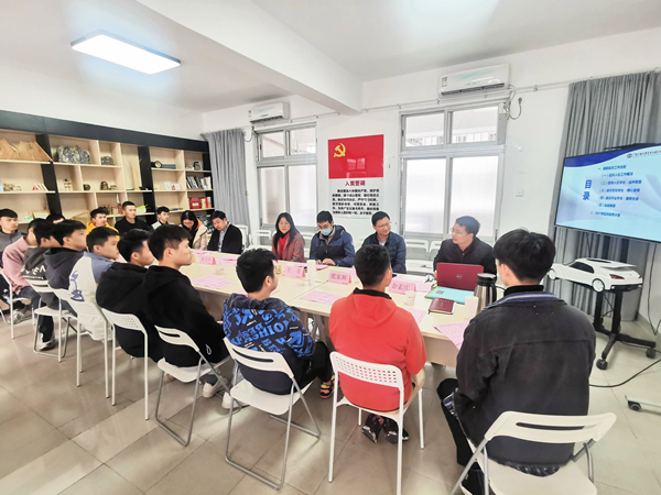 艺路青春，携笔从戎——公司召开退伍老员工座谈会 暨2021年征兵动员大会